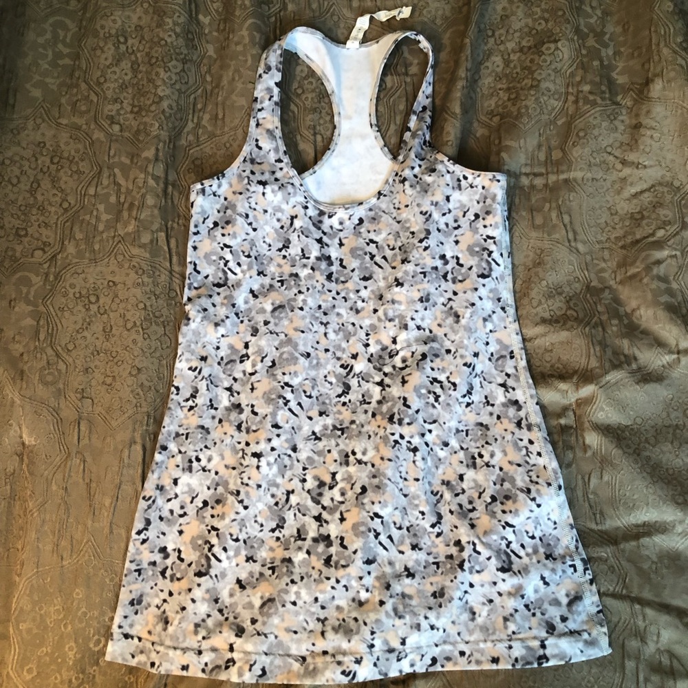 Lululemon racerback size 8